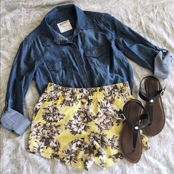 💸 SOLD :: J.Crew Yellow Floral Shorts Size 0 - Picture 7 of 7